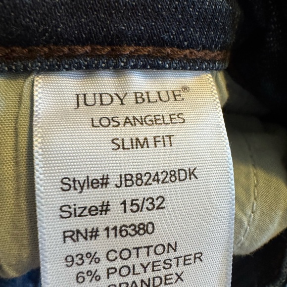 Judy Blue Straight Leg Slim fit - Picture 4 of 6